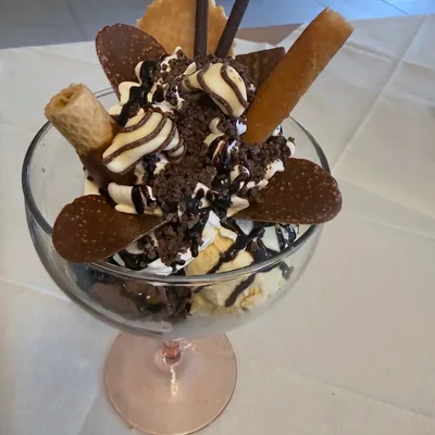 Fruchteis im Eiscafé Eliza